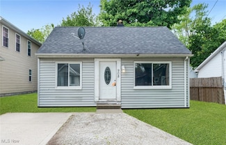 908 Hayes Ave, Willoughby, OH 44094