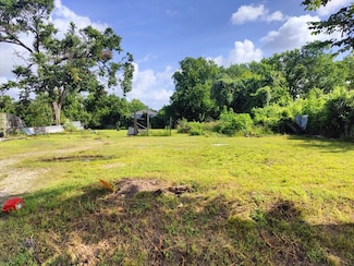 862 Granville Dr, Houston, TX 77091