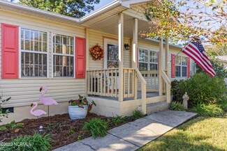 640 Capeside Dr, Wilmington, NC 28412