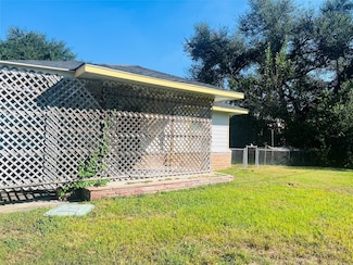 7328 Bauman Rd, Houston, TX 77022