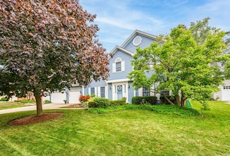 1409 Ridgewood Cir, Downers Grove, IL 60516