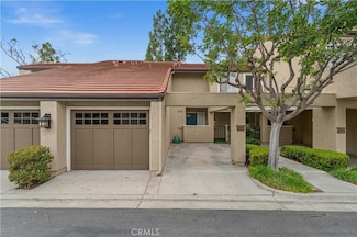 154 Stanford Ct Unit 77, Irvine, CA 92612