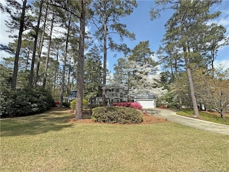 161 Lakeview Dr, Southern Pines, NC 28387