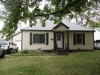 512 York St, Miami, OK 74354