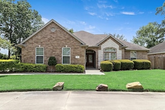 7 Howell Ct, Beaumont, TX 77706