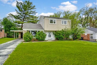 305 Oakwood St, Park Forest, IL 60466
