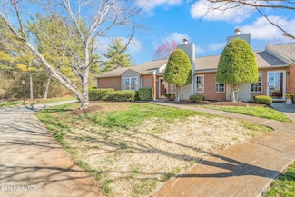 5009 Griffins Gate Ln, Knoxville, TN 37912