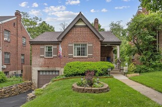2963 Mapleleaf Ave, Cincinnati, OH 45212