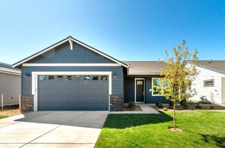 2871 NE Wells Acres Rd Unit 14, Bend, OR 97701