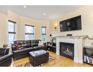 28 Mallet St Unit 2, Dorchester Center, MA 02124