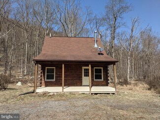 2051 N Sleepy Creek Rd, Cross Junction, VA 22625