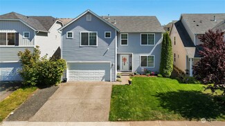 2447 SW Siskin Cir, Port Orchard, WA 98367