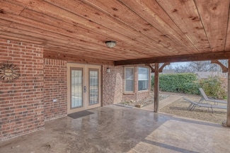 1104 Live Oak Dr, Oklahoma City, OK 73110