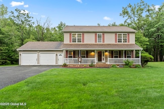 80 Fawn Ridge Way, East Nassau, NY 12062
