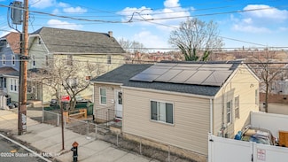 483 van Duzer St, Staten Island, NY 10304