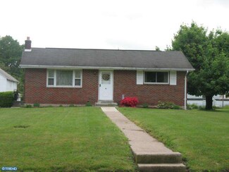 4 Cherry St, Richlandtown, PA 18955