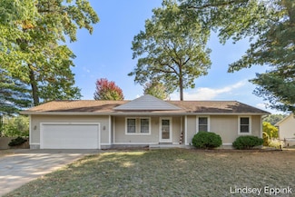 428 Escanaba Ln, Muskegon, MI 49442