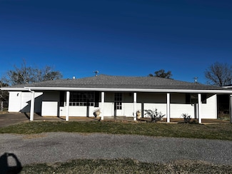 502 Avenue N, Beaver, OK 73932