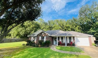 3520 Fairwood Cir, Moss Point, MS 39563