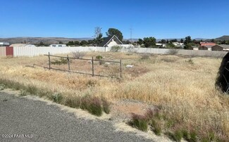 15869 S Chestnut Ln, Mayer, AZ 86333