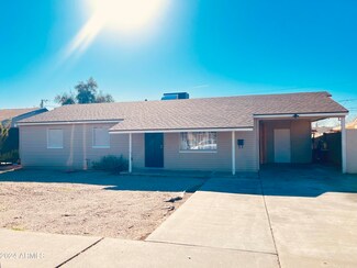 4913 W Krall St, Glendale, AZ 85301
