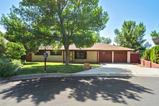 115 Balboa Dr, White Rock, NM 87547