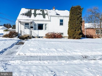 1114 Allen St, New Cumberland, PA 17070