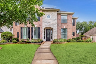 1611 Hill Spring Dr, Sugar Land, TX 77479