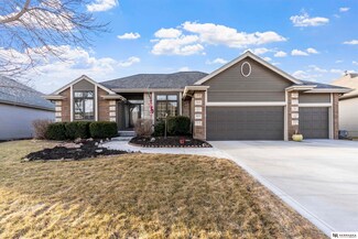18619 Emiline St, Omaha, NE 68136