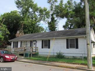 206 N 2nd St, Delmar, DE 19940