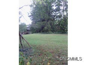8 Mayfield Rd, Asheville, NC 28804