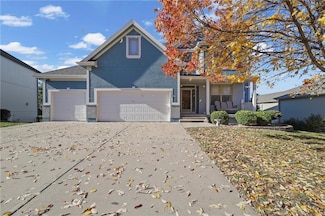 1205 Wiltshire Blvd, Raymore, MO 64083