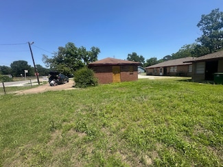 8008 De Priest St, Houston, TX 77088