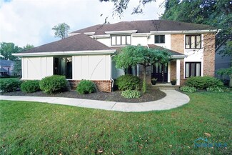 2534 Wembley Terrace N, Toledo, OH 43617