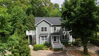 1470 Sylvan Ave, Trumbull, CT 06611
