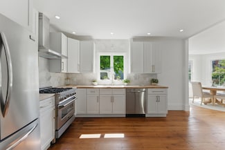 80 Shirley St Unit 1, Winthrop, MA 02152