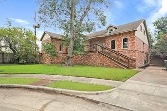 9703 Oasis Dr, Houston, TX 77096