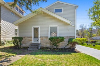 622 Bennington Dr, Rochester, NY 14616
