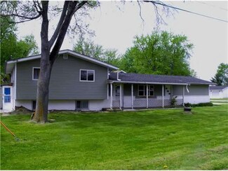 810 Linwood St, Delta, OH 43515