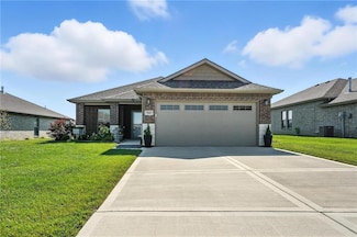 7547 Belmont Dr, Lenexa, KS 66227