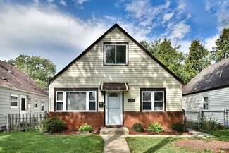 108 Geneva Ave, Bellwood, IL 60104