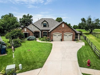 3913 Shortgrass Cir, Edmond, OK 73003