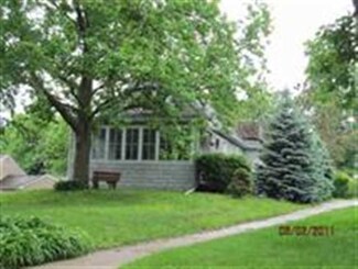1335 23rd Ave, Rock Island, IL 61201