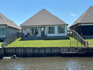 4139 Canal St, Lake Charles, LA 70605