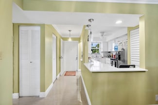 6100 NW 44th St Unit 4032, Lauderhill, FL 33319
