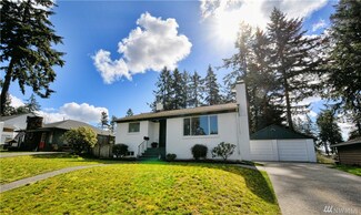 138 Regents Blvd, Fircrest, WA 98466