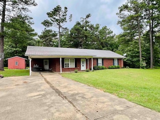904 W Dogwood Dr, Star City, AR 71667