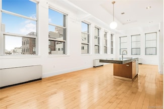 55 Berry St Unit 4F, Brooklyn, NY 11211