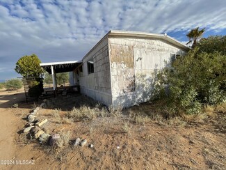 13227 W El Lobo Rd, Tucson, AZ 85743