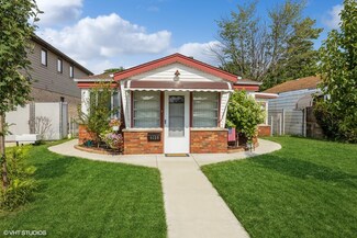 6129 S Neenah Ave, Chicago, IL 60638
